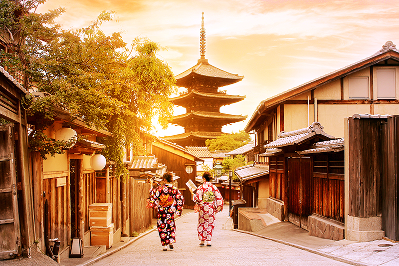 京都の観光客と労働人口のバランスとは